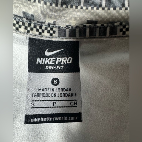 Nike Pro Dri-Fit 3/4 Zip Top - Picture 3 of 8